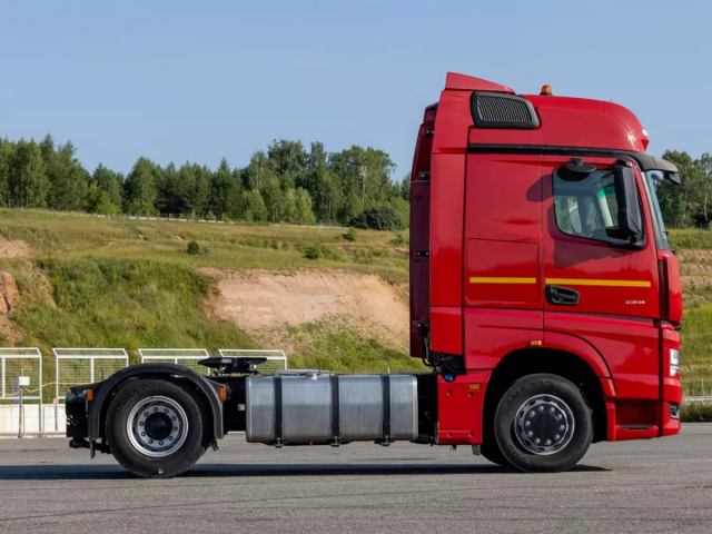 Фото №2: Седельный тягач KAMAZ-54901-70028-СА (поколение К5)