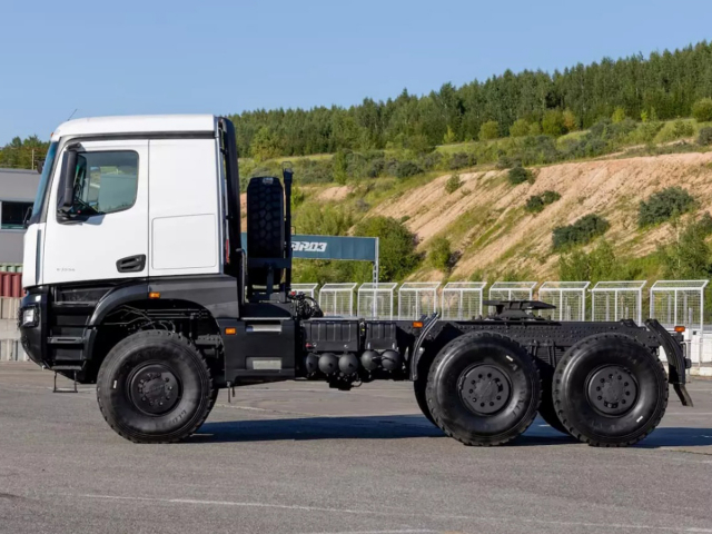 Фото №3: Седельный тягач KAMAZ-65954-40002-АА (поколение К5)