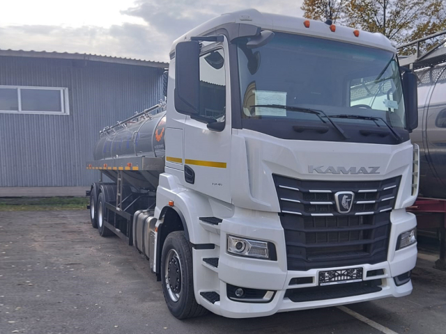 Фото №2: Автоцистерна ЯДИШ-ВМ-65658 на шасси КАМАЗ- 65658-49 для пищевых жидкостей