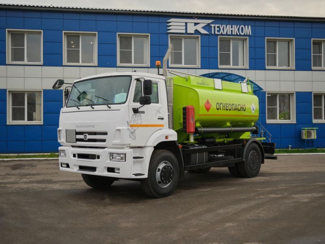 Фото №6: Автотопливозаправщик CHAMELEON-10 на шасси KAMAZ-53605