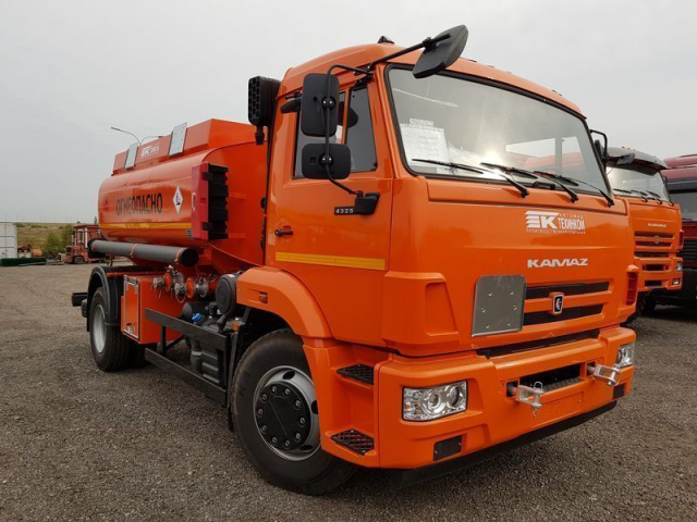 Фото №4: Автотопливозаправщик CHAMELEON-8.5 на шасси KAMAZ-43253
