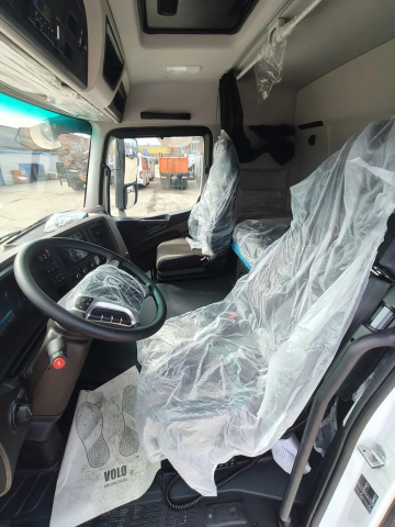 Фото №11: Автофургон N330-003-49 на шасси KAMAZ-65658