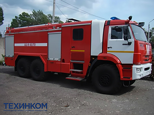 Фото №1: Автоцистерна пожарная АЦ-8-40(70) (KAMAZ-43118) кабина салонного типа