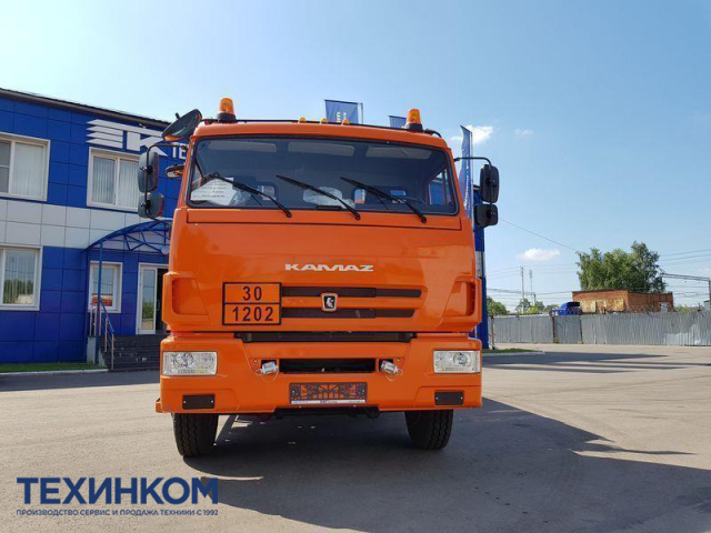 Фото №2: Автотопливозаправщик CHAMELEON-12 на шасси KAMAZ-65115