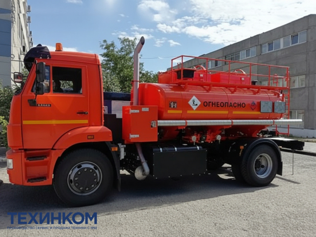 Фото №1: Автотопливозаправщик АТЗ-8 на шасси KAMAZ-43253