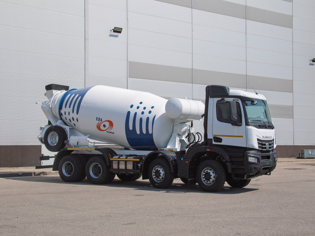 Фото №2: Автобетоносмеситель 581425 на шасси KAMAZ-65951-13761-CA