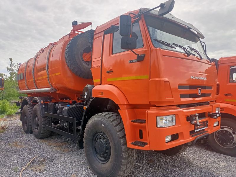 Автотопливозаправщик АТЗ-20 на шасси KAMAZ-65222