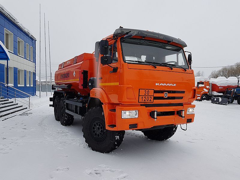 Автотопливозаправщик CHAMELEON-11 на шасси KAMAZ-43118
