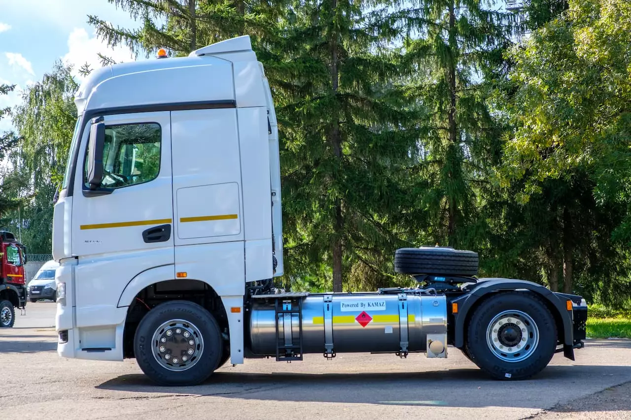 Седельный тягач КАМАЗ-54901-70908-МА