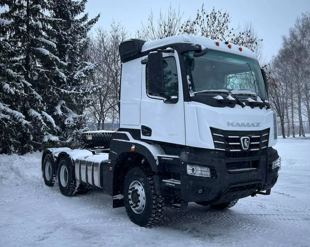 Седельный тягач КАМАЗ-65956-40792-АА